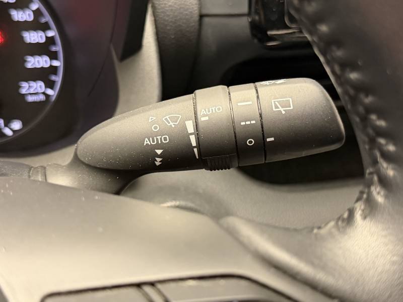 Toyota Yaris - Photo 24