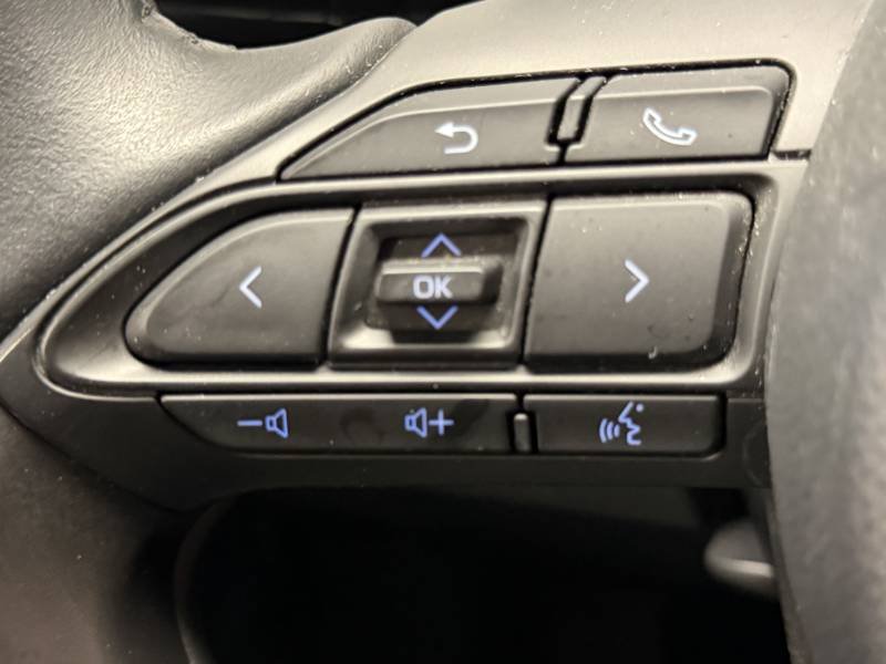 Toyota Yaris - Photo 25