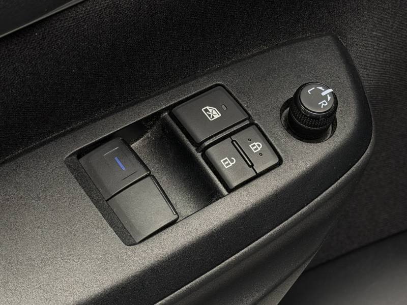 Toyota Yaris - Photo 32