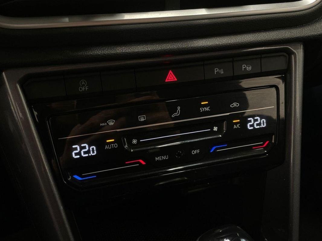 Volkswagen T-Roc - Photo 19