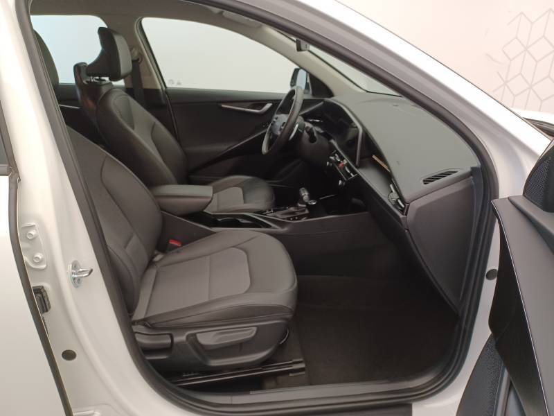 Kia Niro - Photo 30