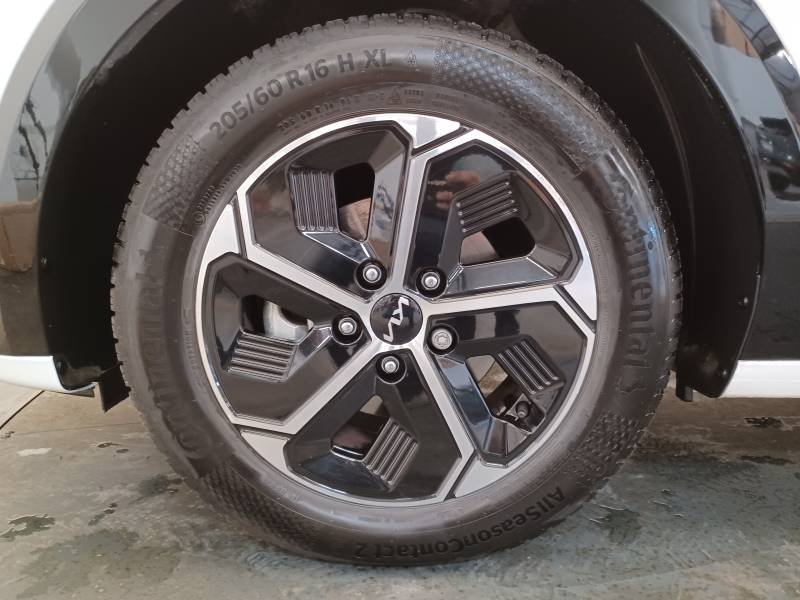 Kia Niro - Photo 8