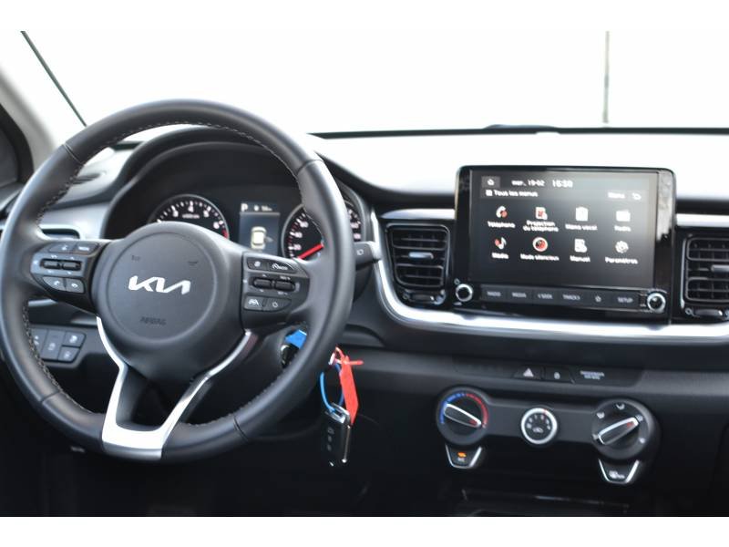 Kia Stonic - Photo 34