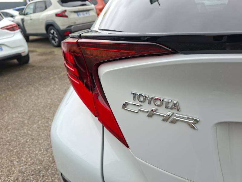 Toyota C-HR - Photo 21