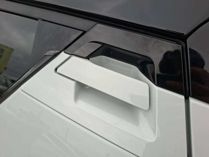 Toyota C-HR - Photo 36