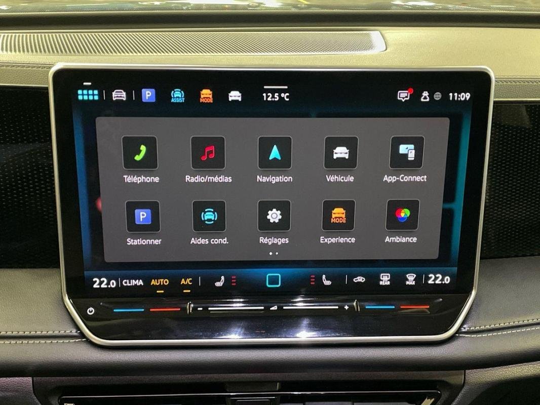 Volkswagen Tiguan - Photo 16