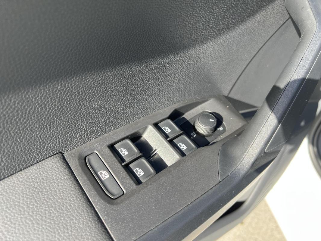 Seat Ibiza - Photo 17