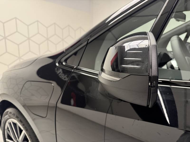 BMW Serie 2 - Photo 23