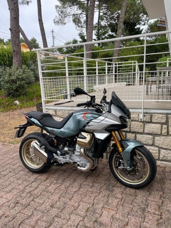 Moto Guzzi Moto Guzzi V100