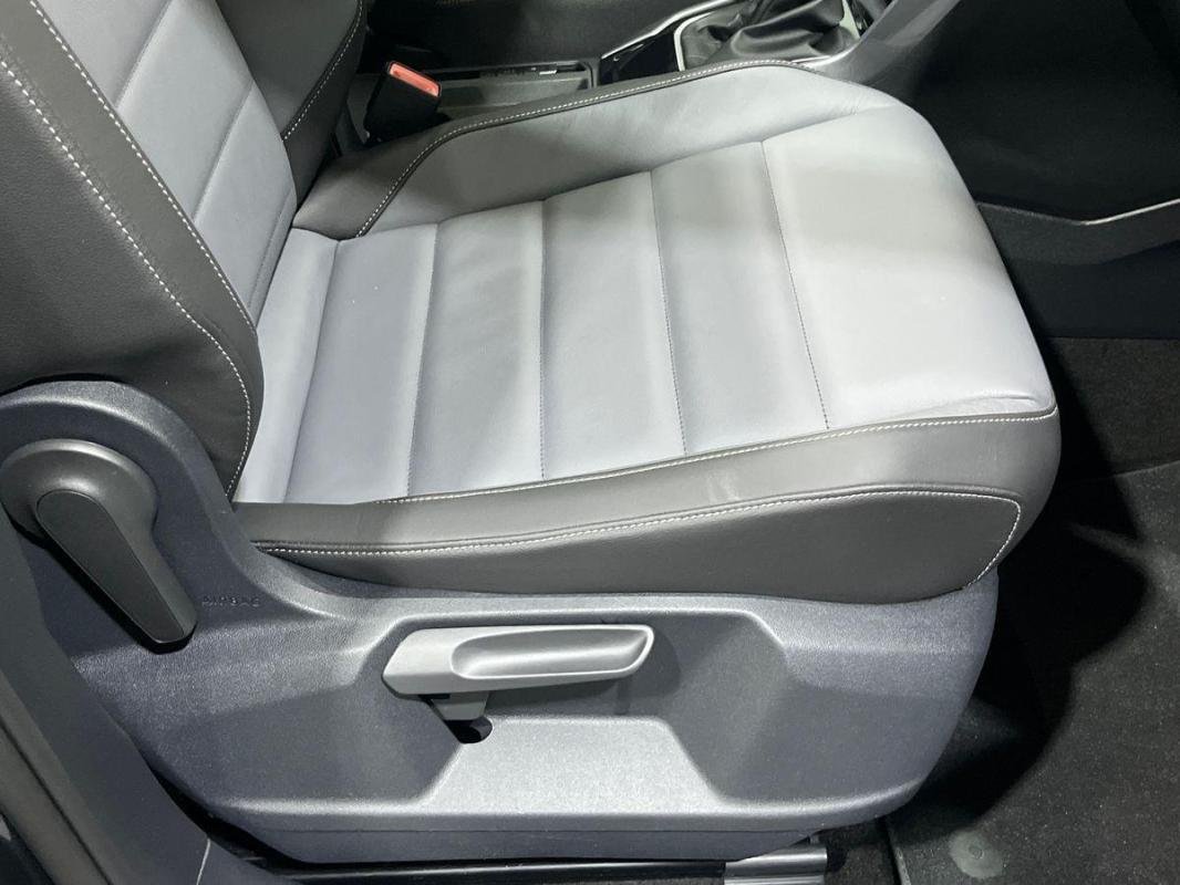 Volkswagen T-Roc - Photo 14