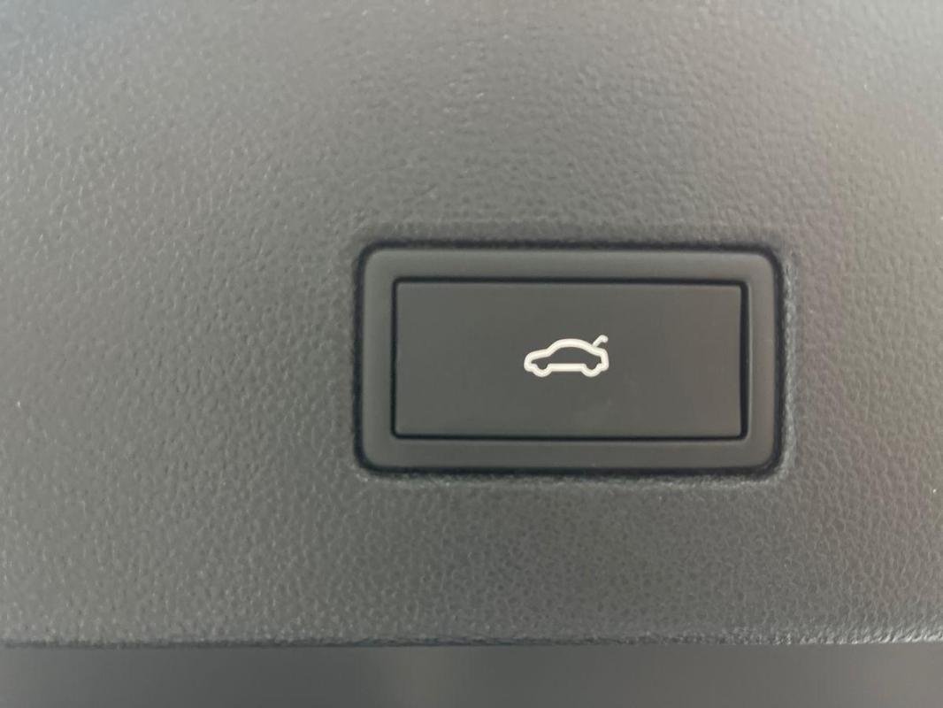 Volkswagen T-Roc - Photo 34