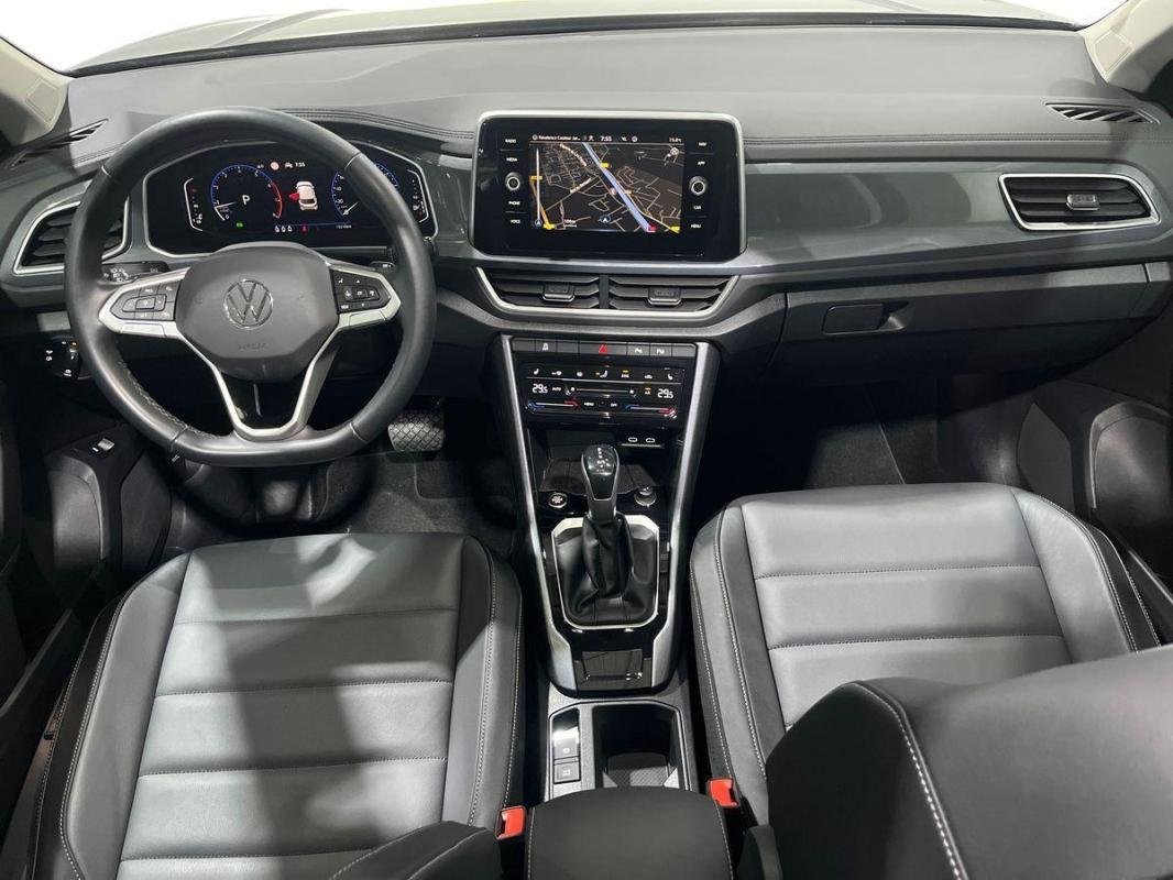 Volkswagen T-Roc - Photo 8