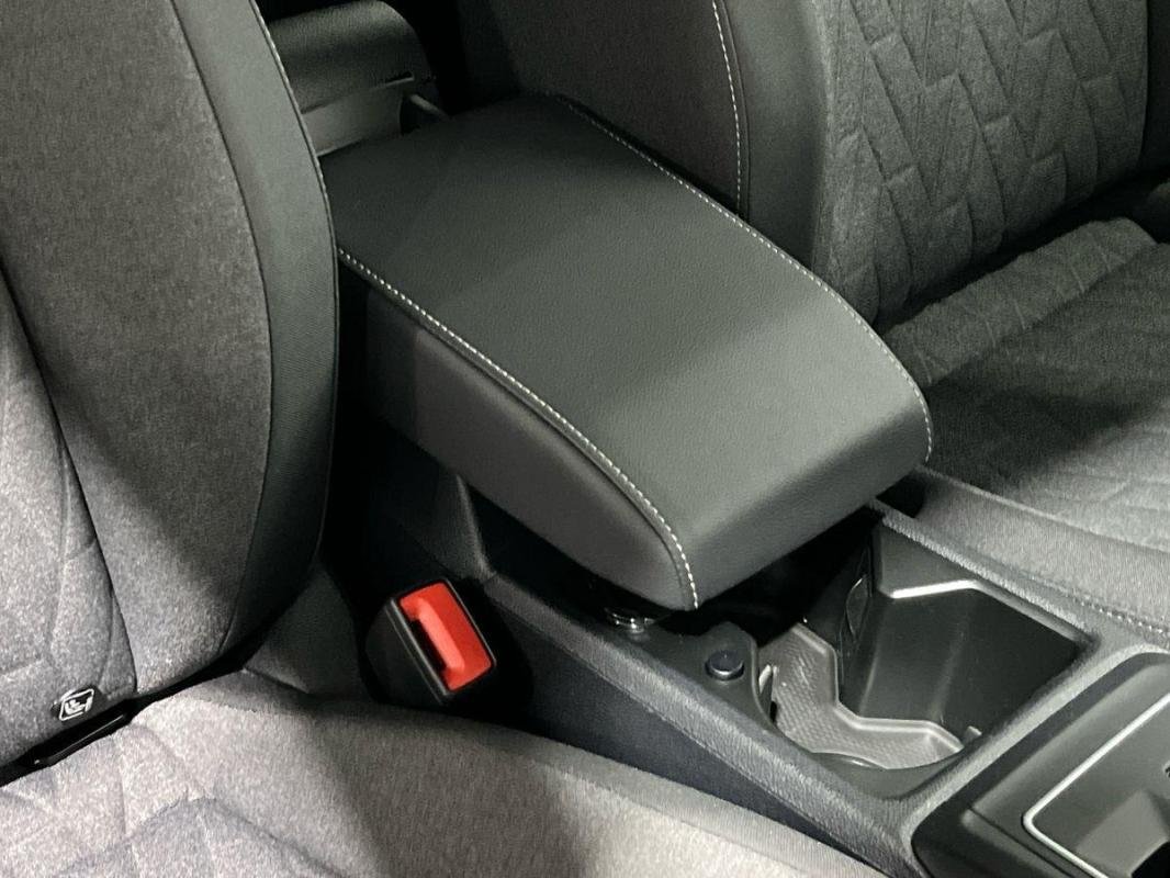 Volkswagen Golf - Photo 12