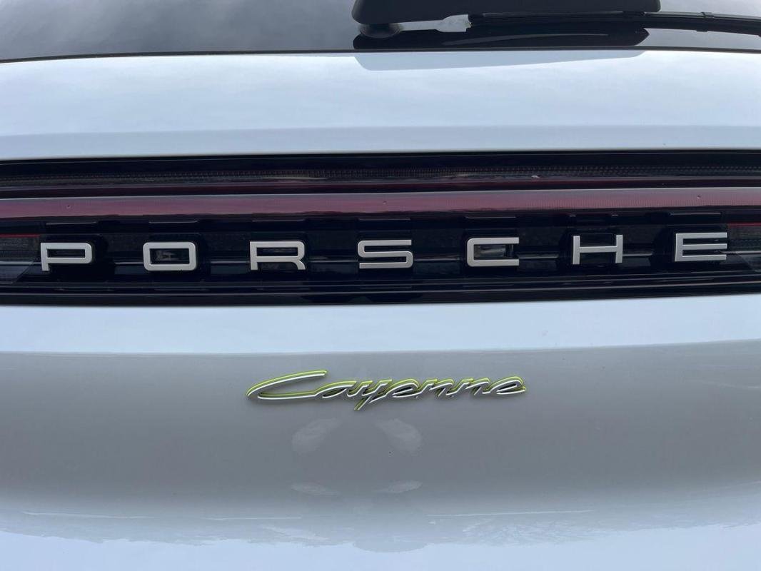 Porsche Cayenne - Photo 27