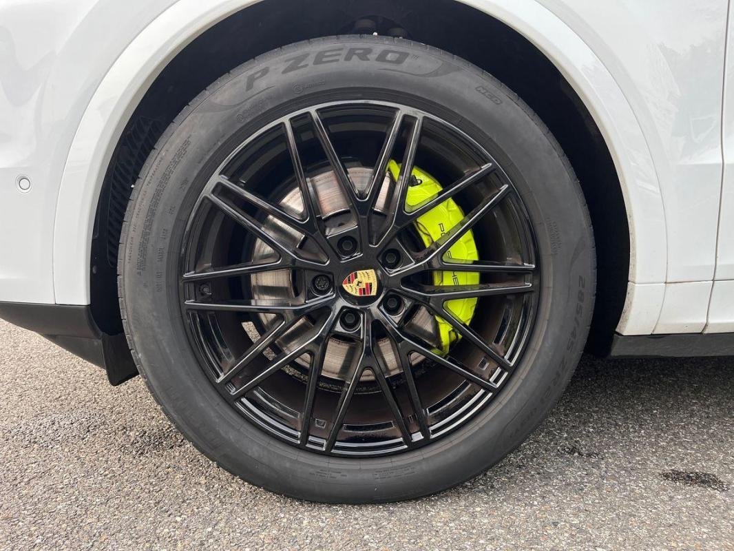 Porsche Cayenne - Photo 29