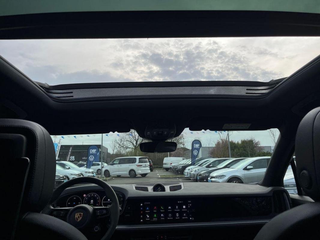 Porsche Cayenne - Photo 36