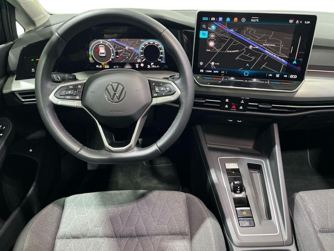Volkswagen Golf - Photo 24