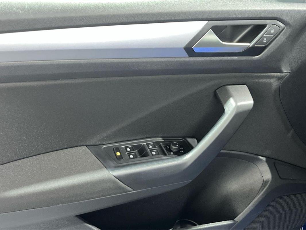 Volkswagen T-Roc - Photo 15