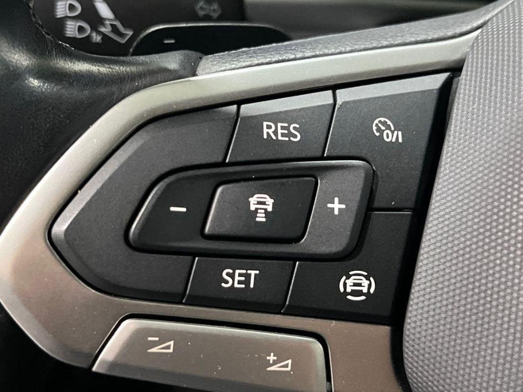 Volkswagen T-Roc - Photo 21