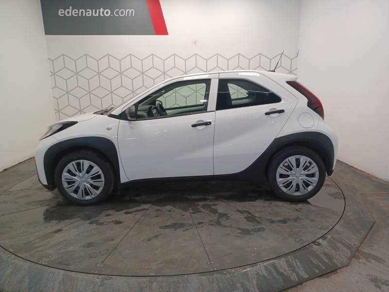 Toyota aygo x - Photo 2