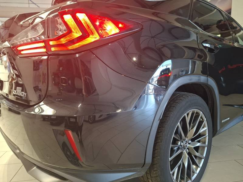 Lexus RX - Photo 23