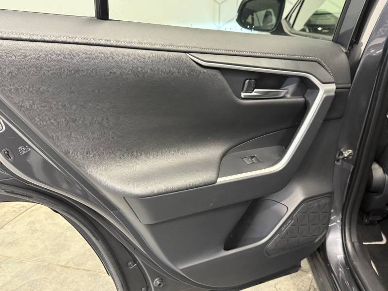 Toyota RAV4 - Photo 16