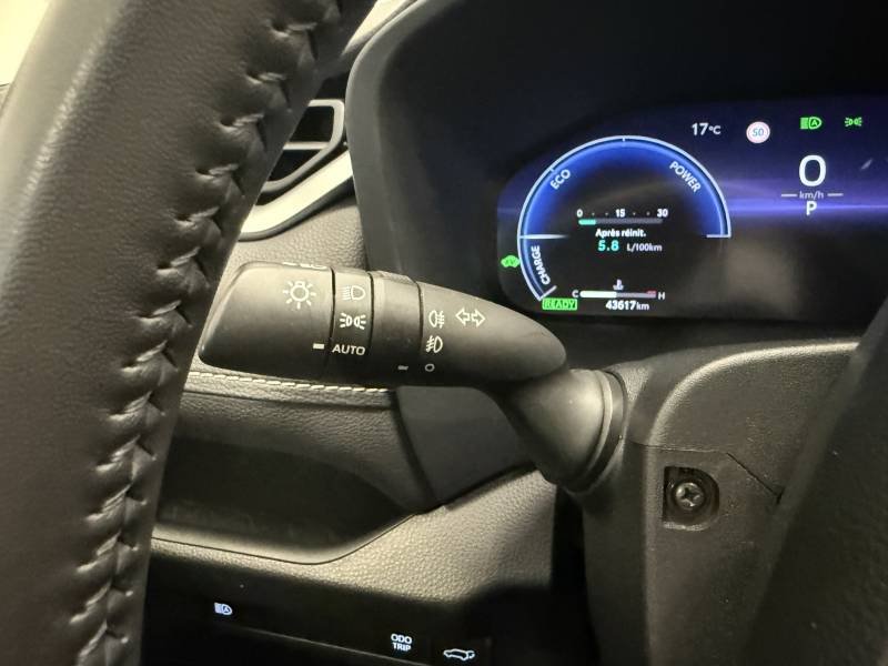 Toyota RAV4 - Photo 25