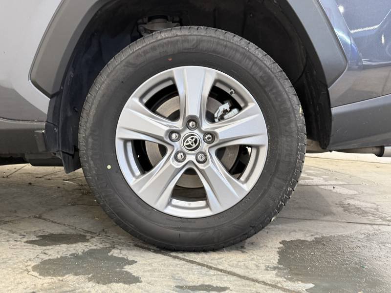 Toyota RAV4 - Photo 9
