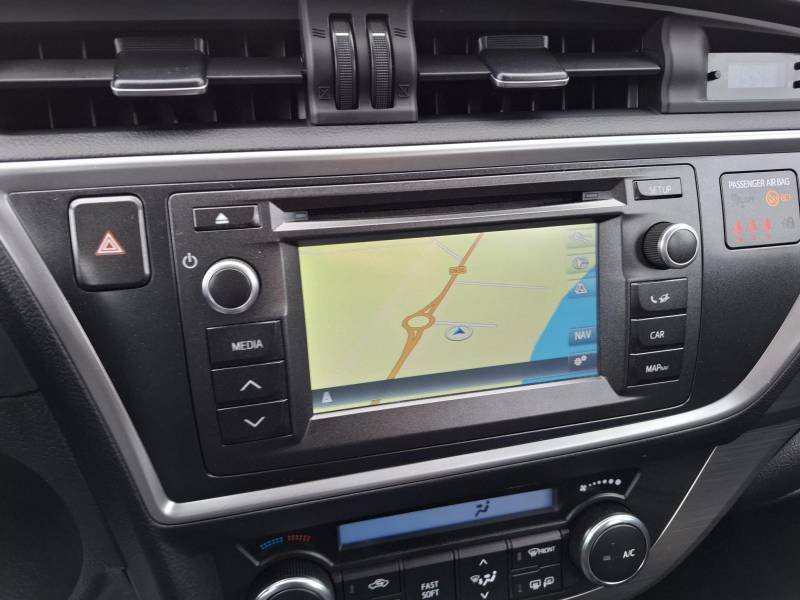 Toyota Auris - Photo 19