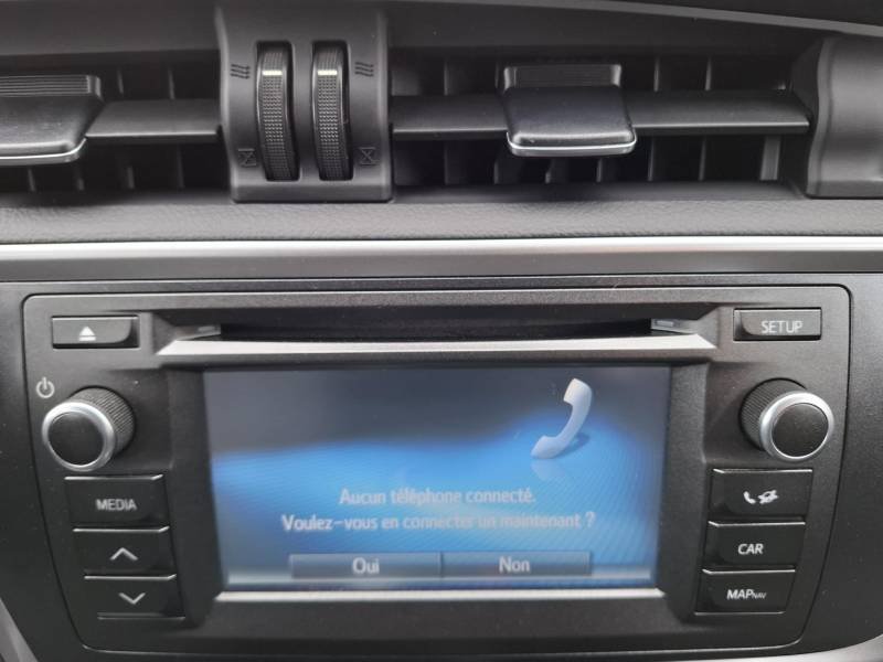 Toyota Auris - Photo 21
