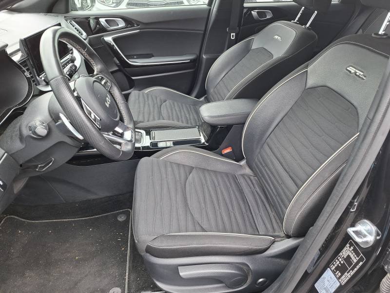 Kia CEED - Photo 37