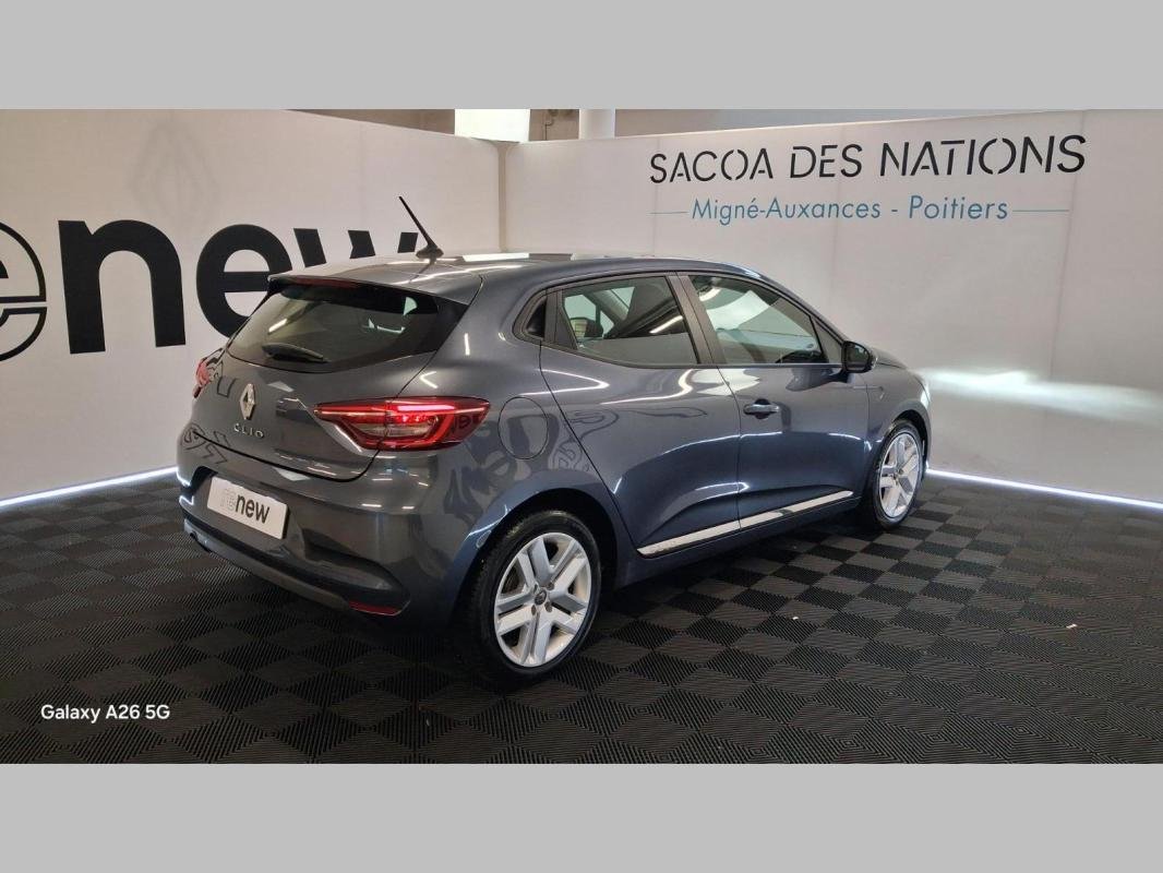 Renault Clio - Photo 18