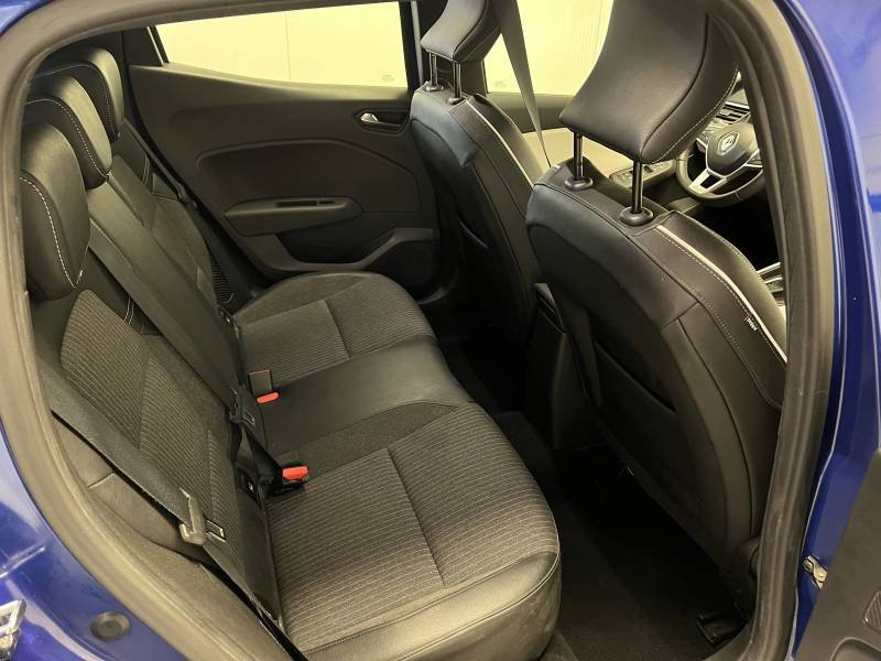 Renault Clio - Photo 17
