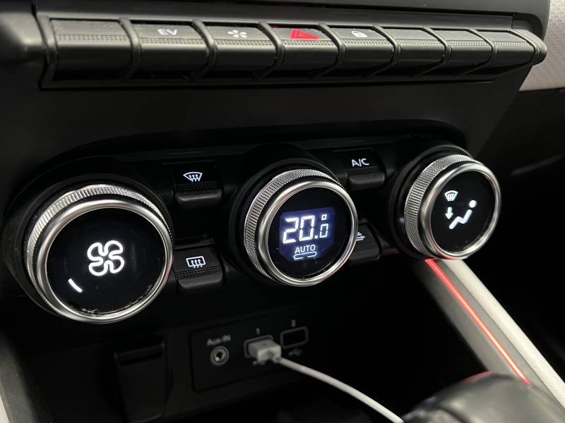 Renault Clio - Photo 32