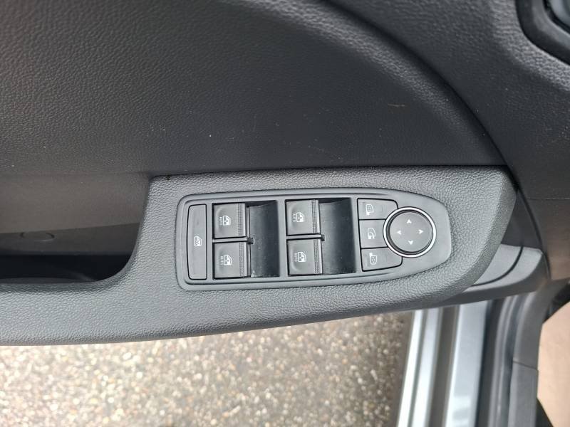 Renault Clio - Photo 17