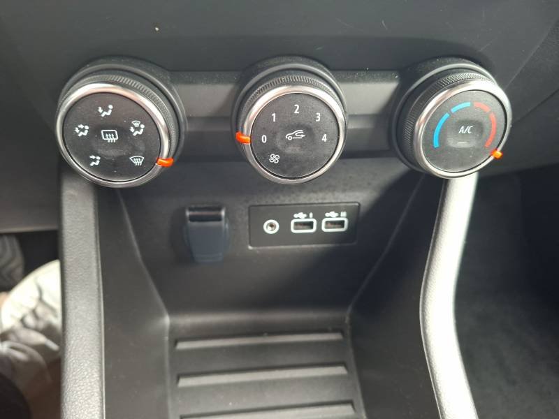 Renault Clio - Photo 22