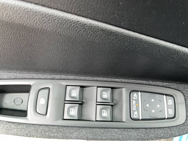 Renault Zoe - Photo 25