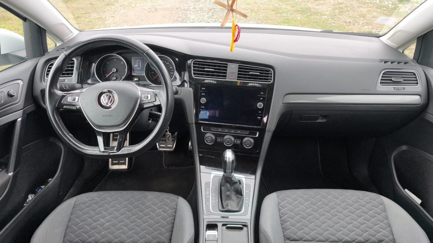 Volkswagen Golf - Photo 11