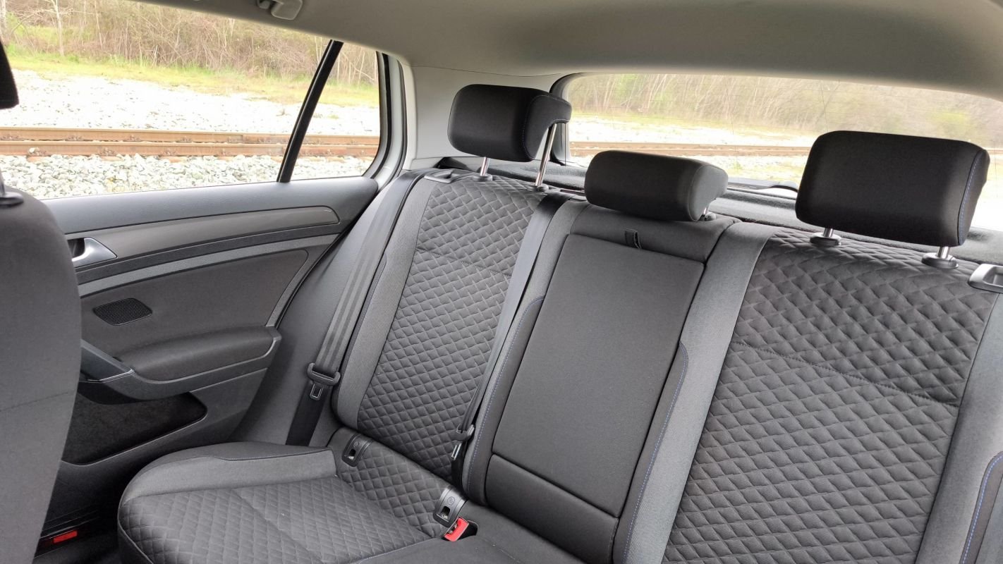 Volkswagen Golf - Photo 9