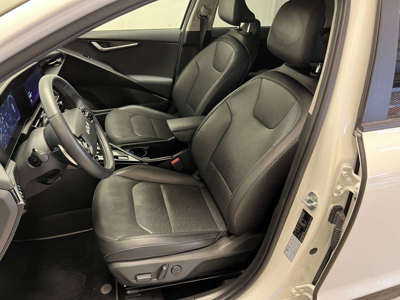 Kia Niro - Photo 23