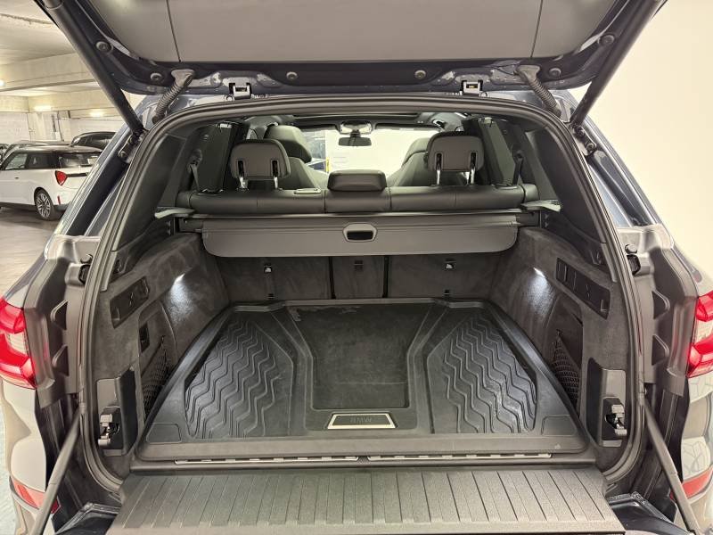 BMW X5 - Photo 18