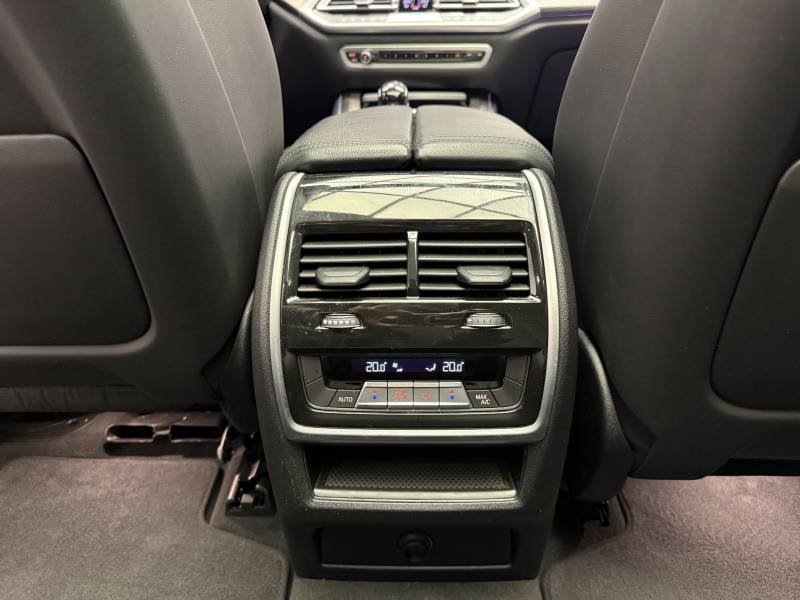 BMW X5 - Photo 24