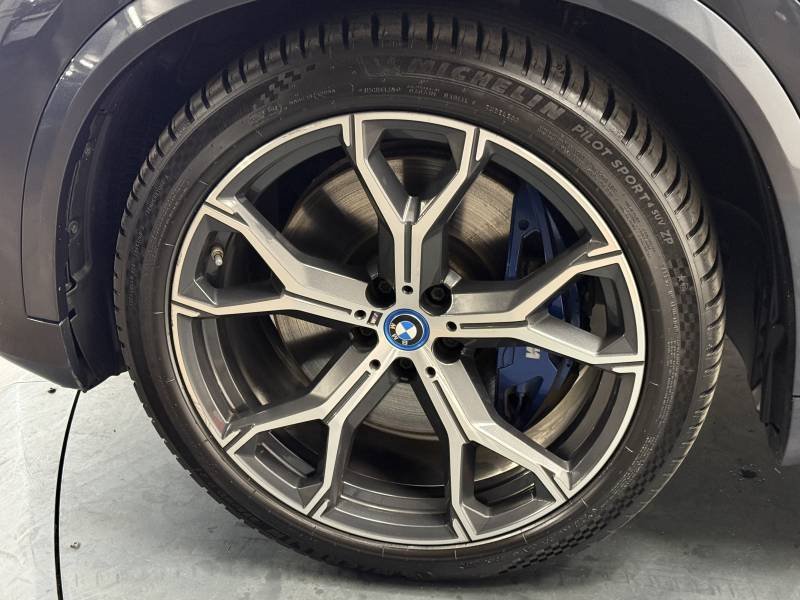 BMW X5 - Photo 9