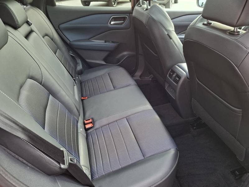 Nissan Qashqai - Photo 12