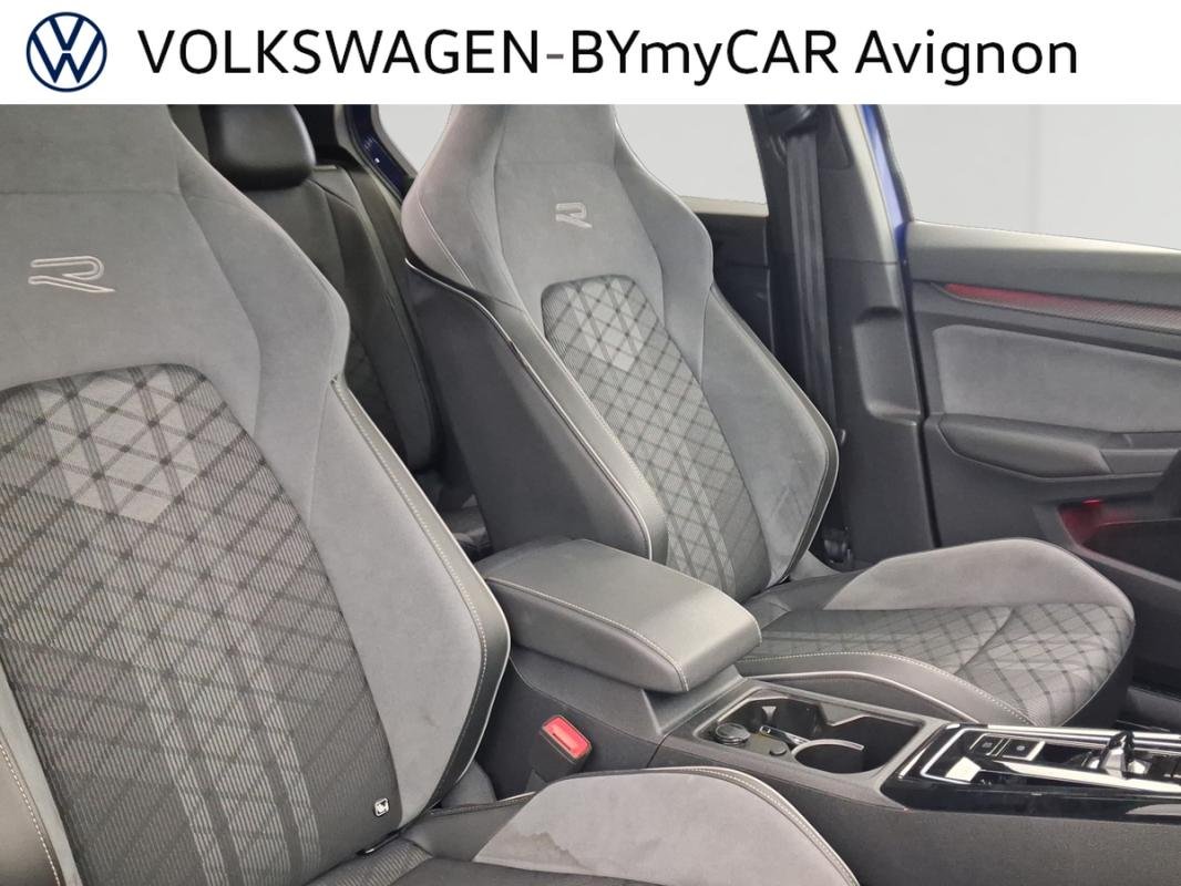Volkswagen Golf - Photo 26