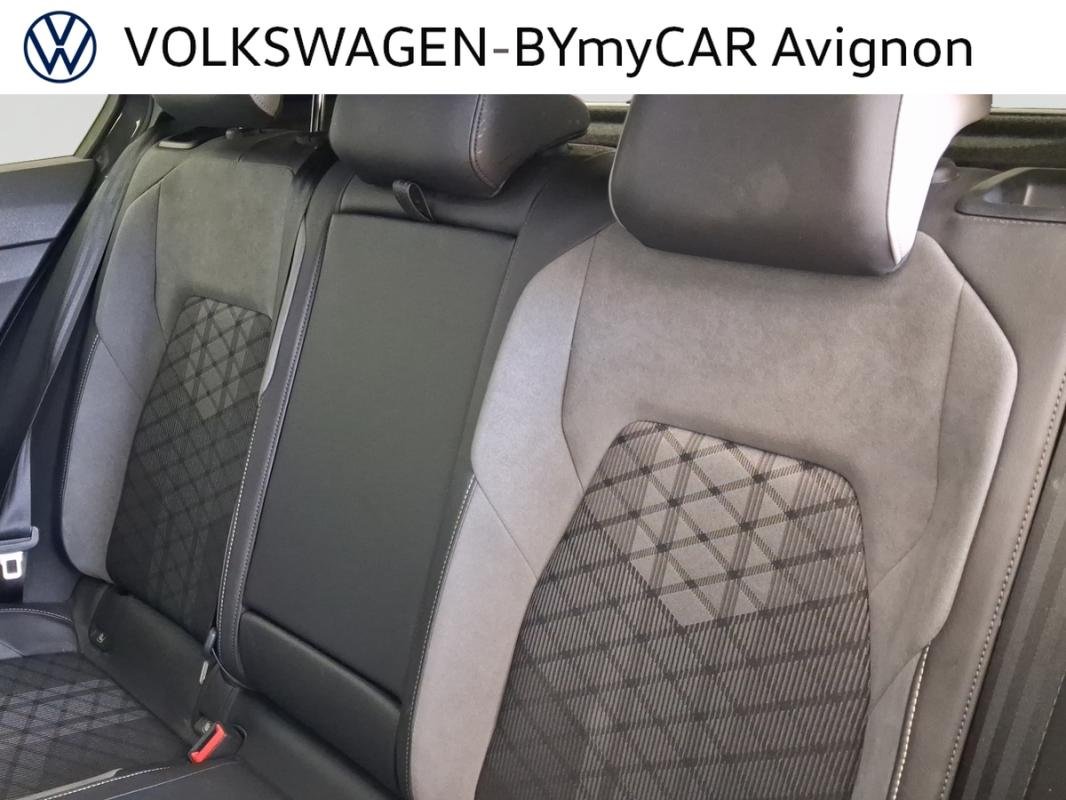 Volkswagen Golf - Photo 23