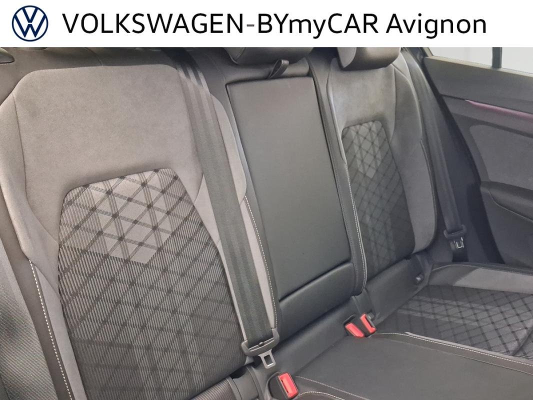 Volkswagen Golf - Photo 25