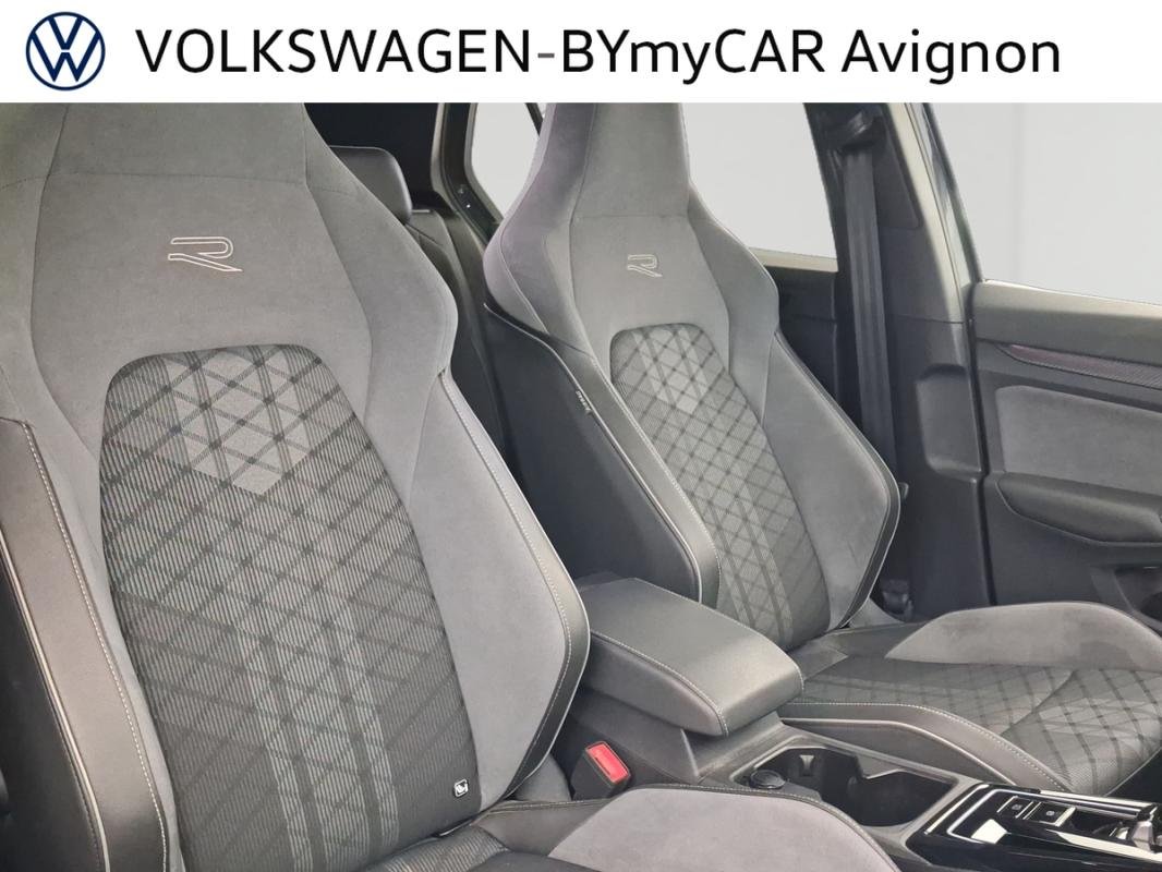 Volkswagen Golf - Photo 26