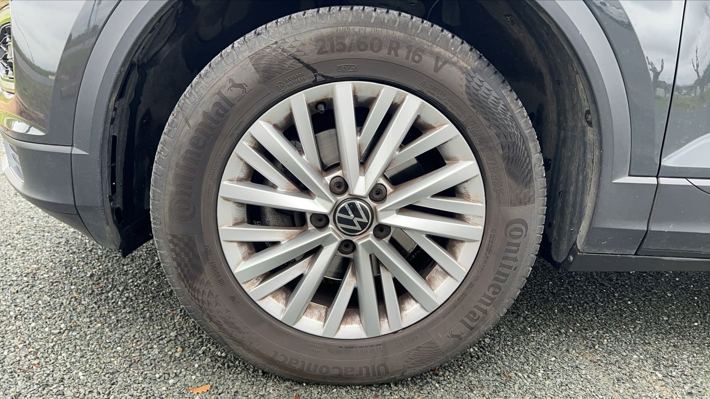 Volkswagen T-Roc - Photo 18