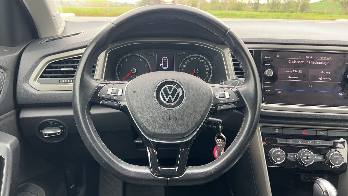 Volkswagen T-Roc - Photo 22